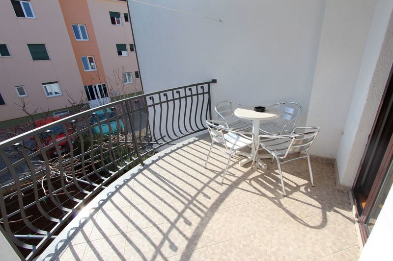 Apartments Villa Mara โรวีน ภายนอก รูปภาพ